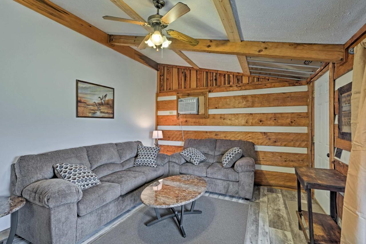 Rogersville Barn Apartment On 27 Acres With Pond! 외부 사진